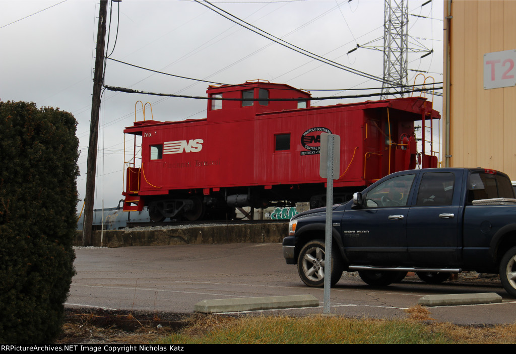 N&W Caboose